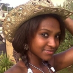 Sariaka, 38 ans, Saint-Pierre-de-Maillé