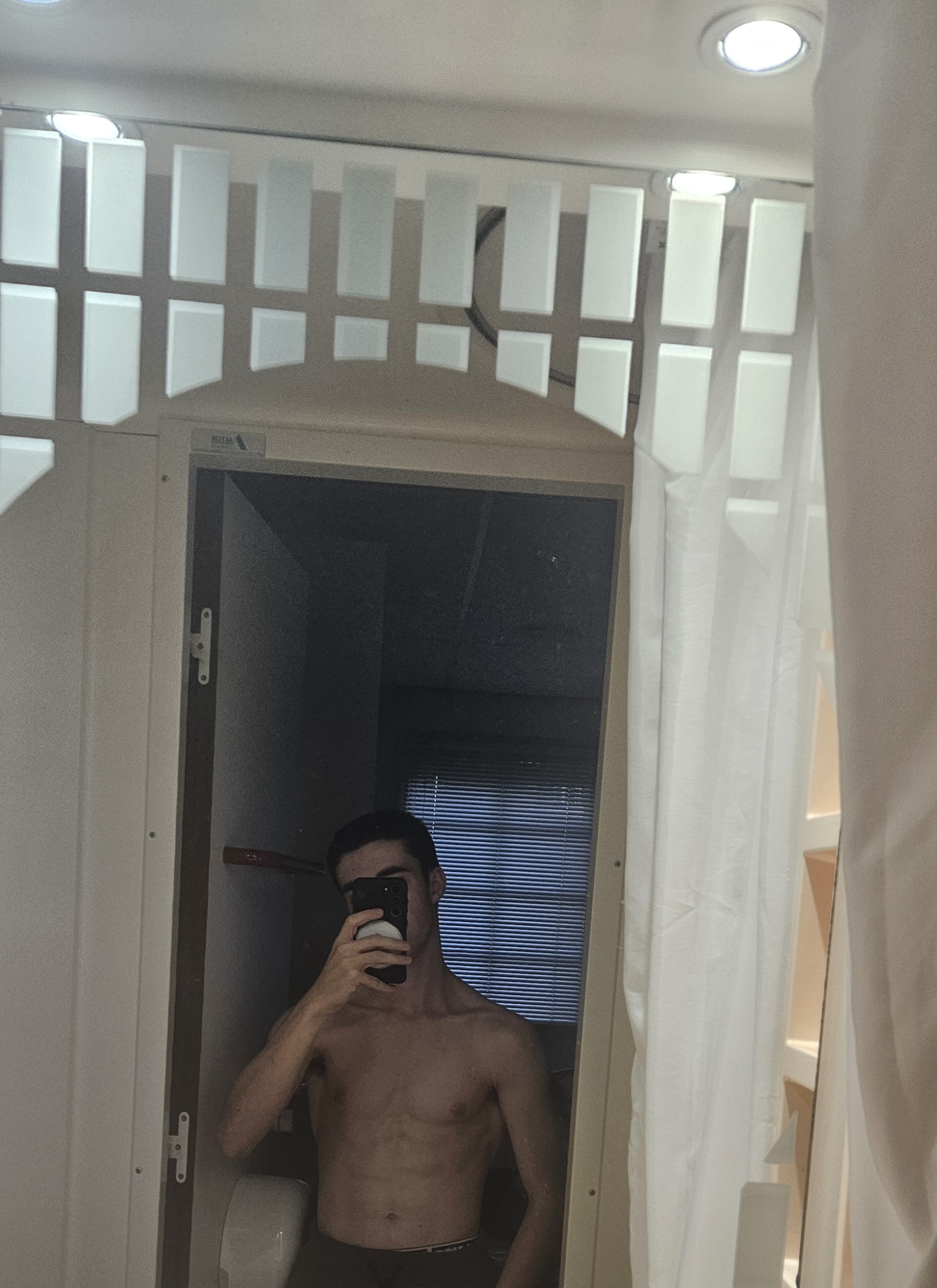 Vladislas, 22 ans, Savigné