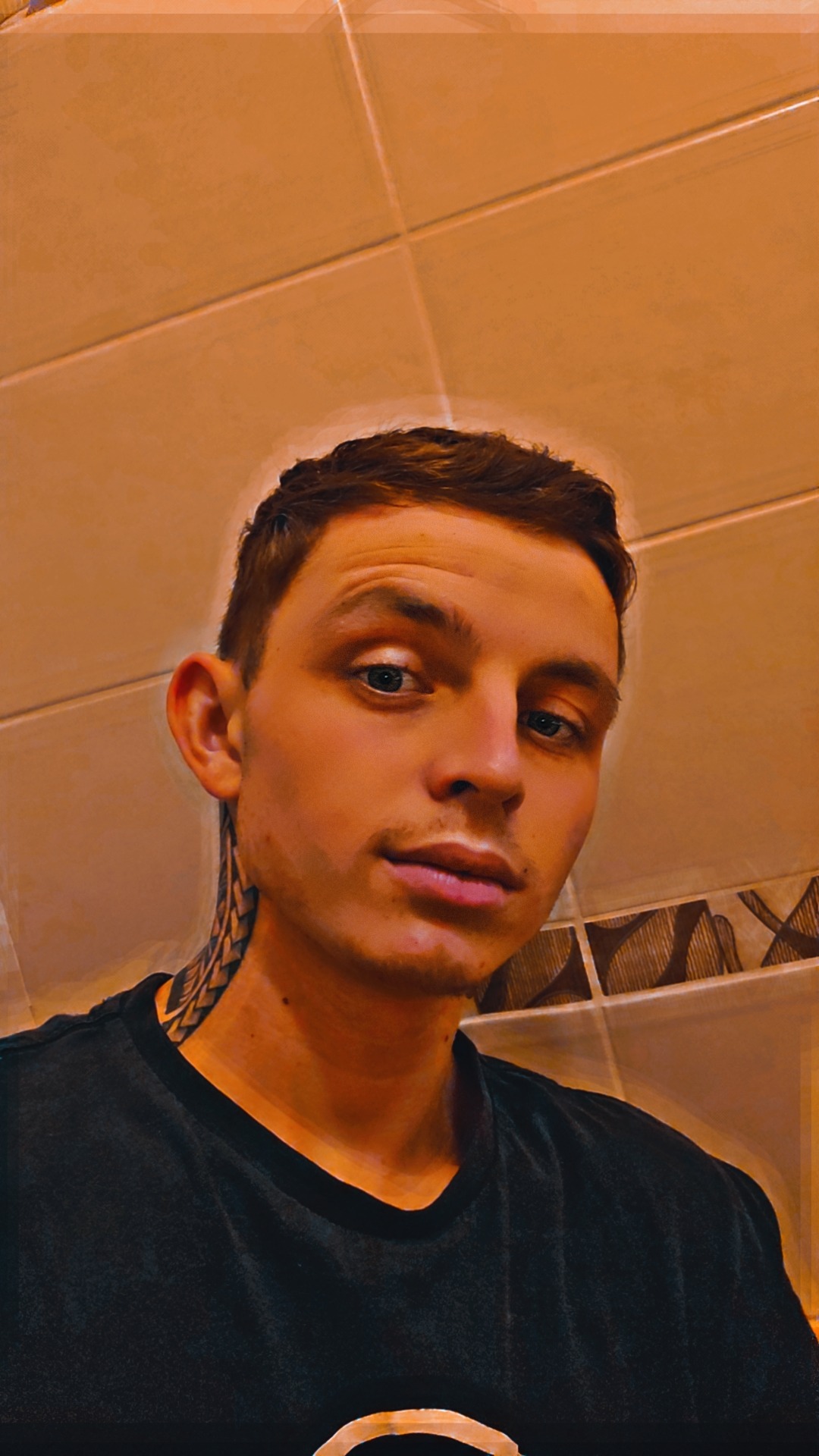 Inigo, 23 ans, Anché