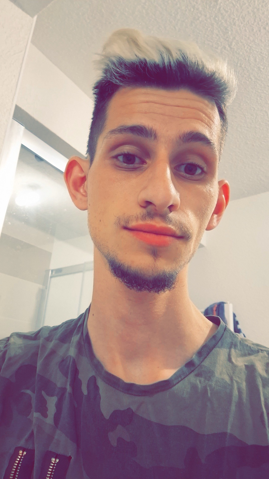 Zitouni, 25 ans, LaChapelle-Bâton
