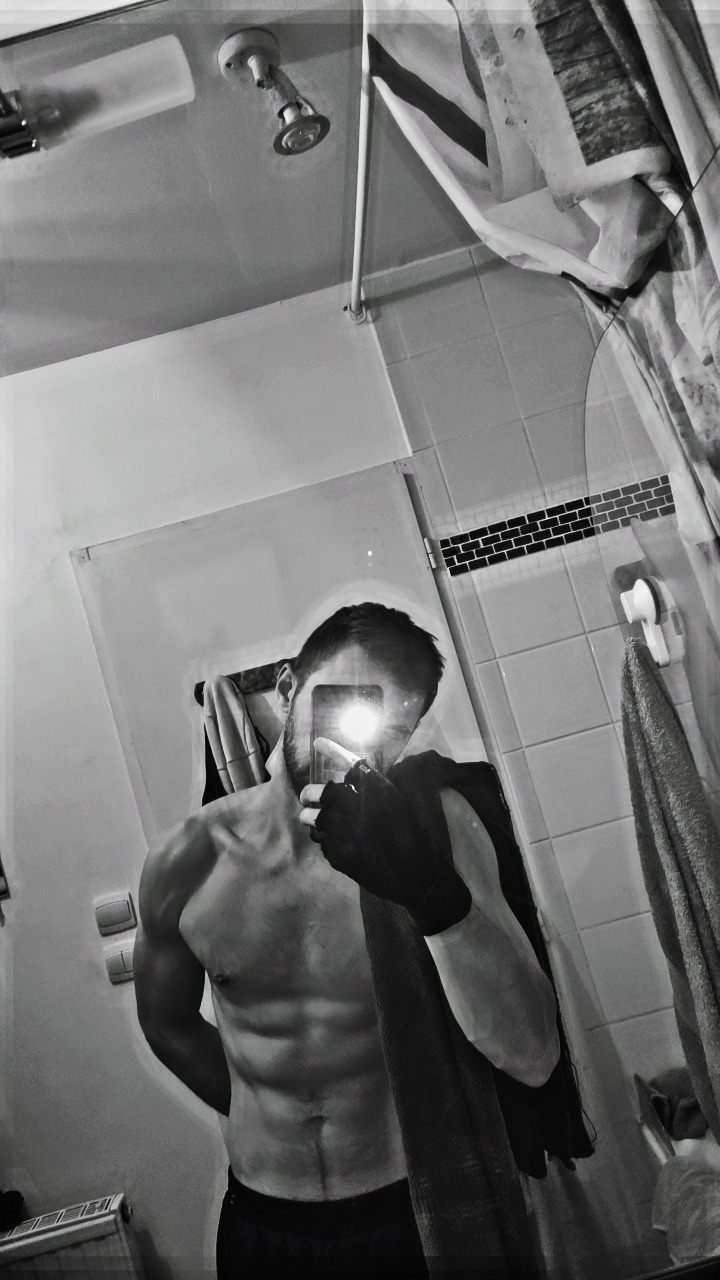 Corenthin, 28 ans, Champniers